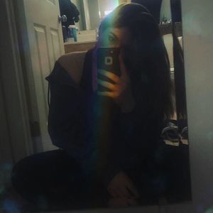 Meet your Posher, Hailey